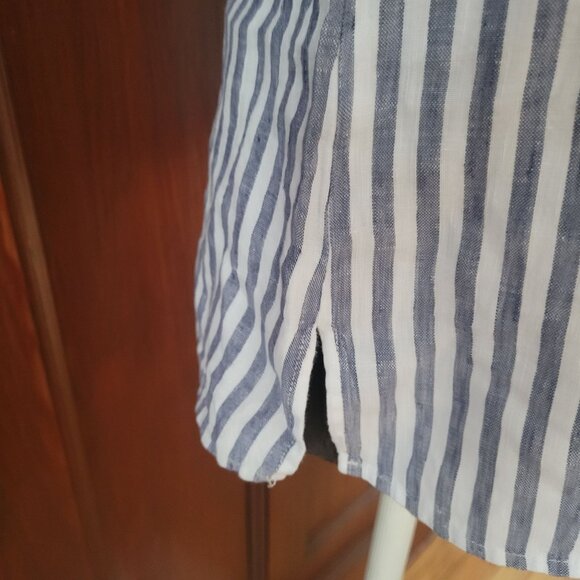 Blue/White Striped Ellen Tracy Womens Sleeveless Top Keyhole Back Button Closure - Picture 2 of 6